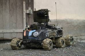 robotic-foxbot-rheinmetall-defence-roboterwerk-schlagheck-design